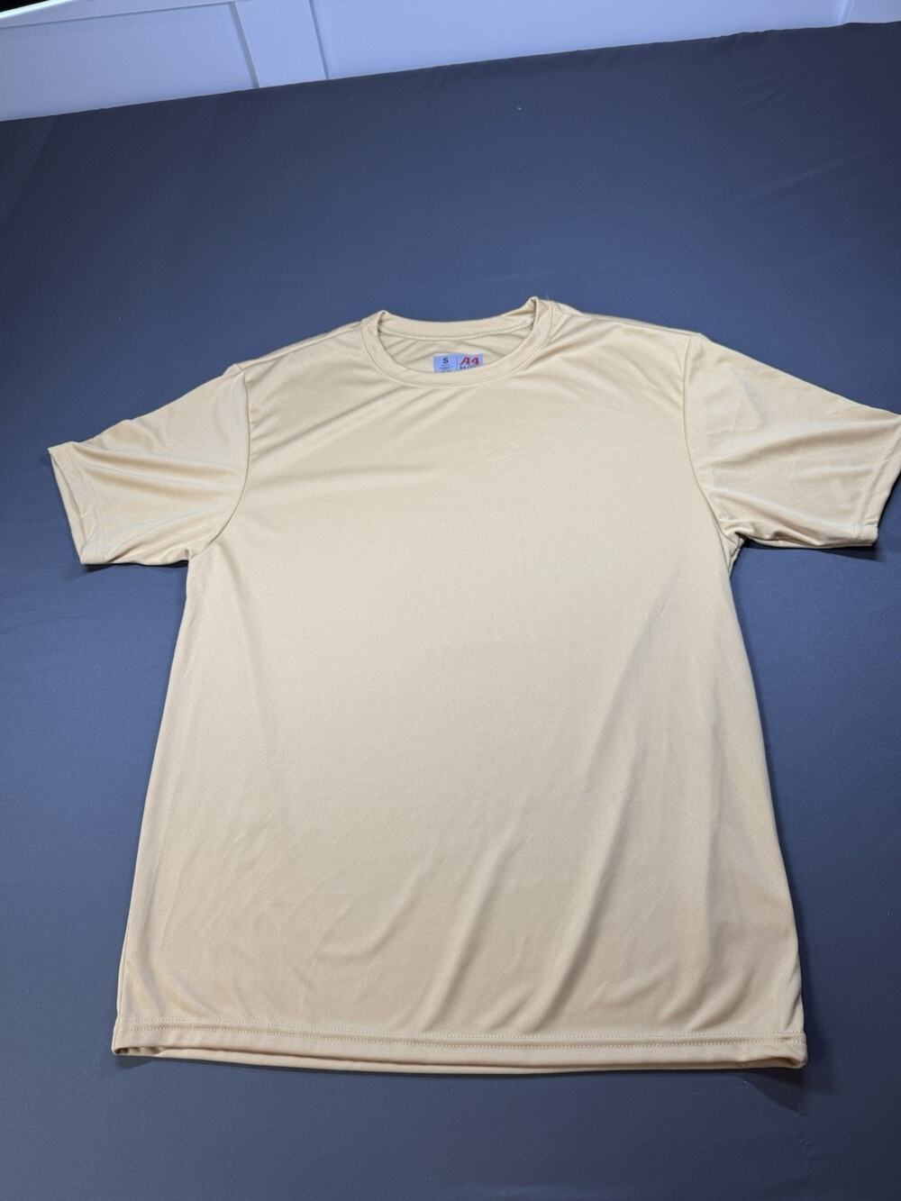 A4 Men’s Short Sleeve Shirt Size Small Cooling Performance